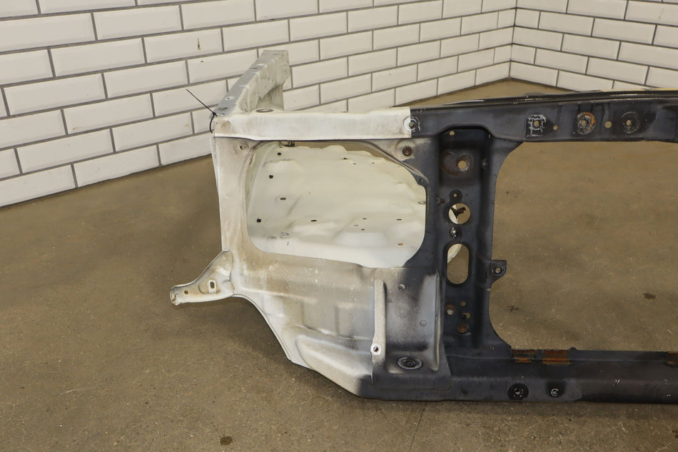 1998-2007 Toyota Land Cruiser Radiator Support 5320160140