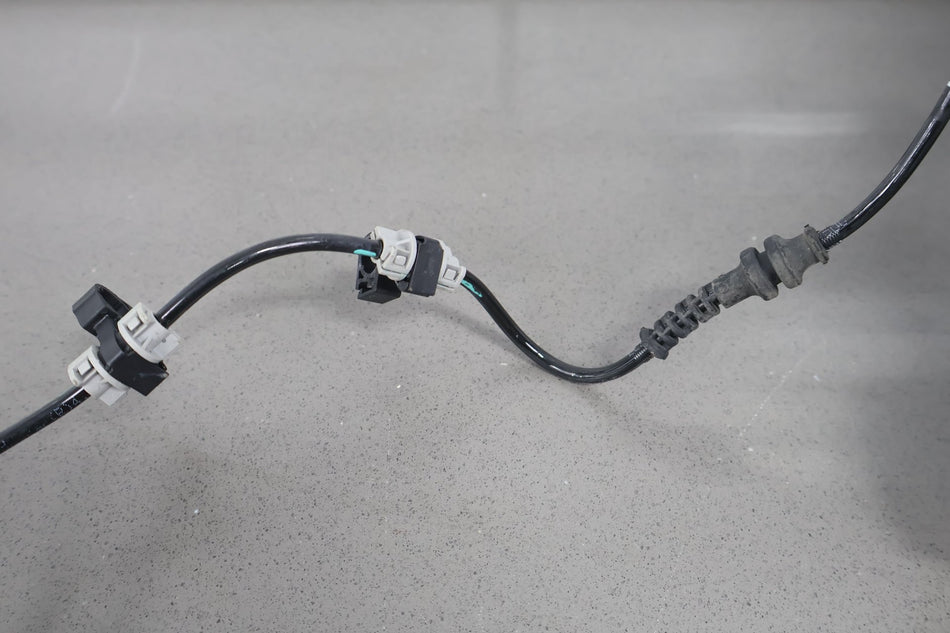 2017 Chevrolet Camaro V- Left Front Spindle