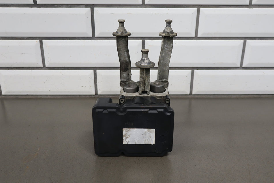 06-10 Dodge Charger SRT8 ABS Pump Module