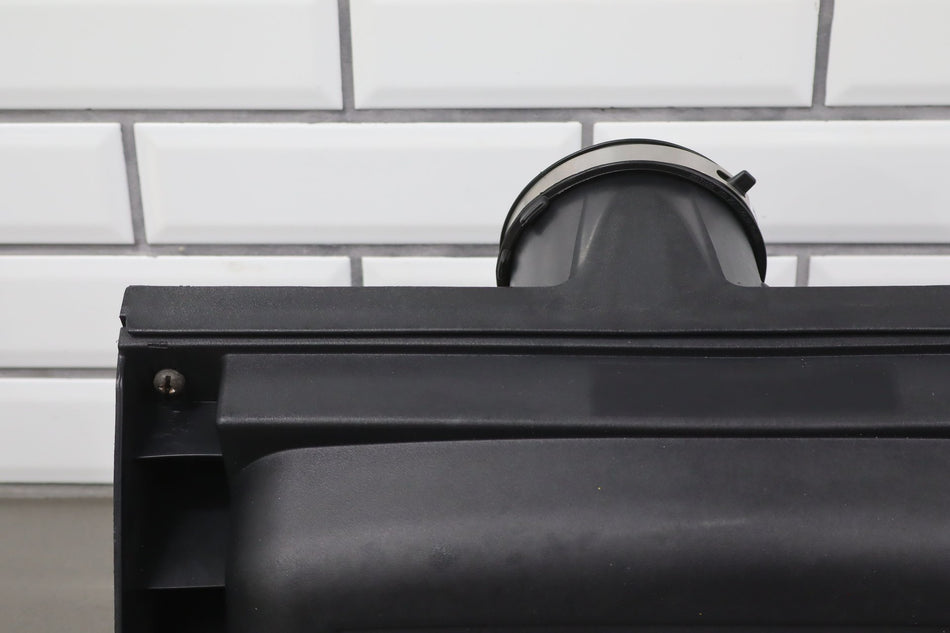 2004 Chevrolet SSR- Air Cleaner/Box