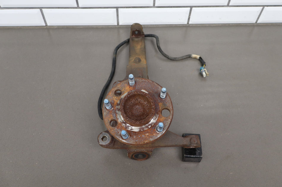 1998-2002 Chevrolet Camaro Pontiac Firebird Right Front Spindle