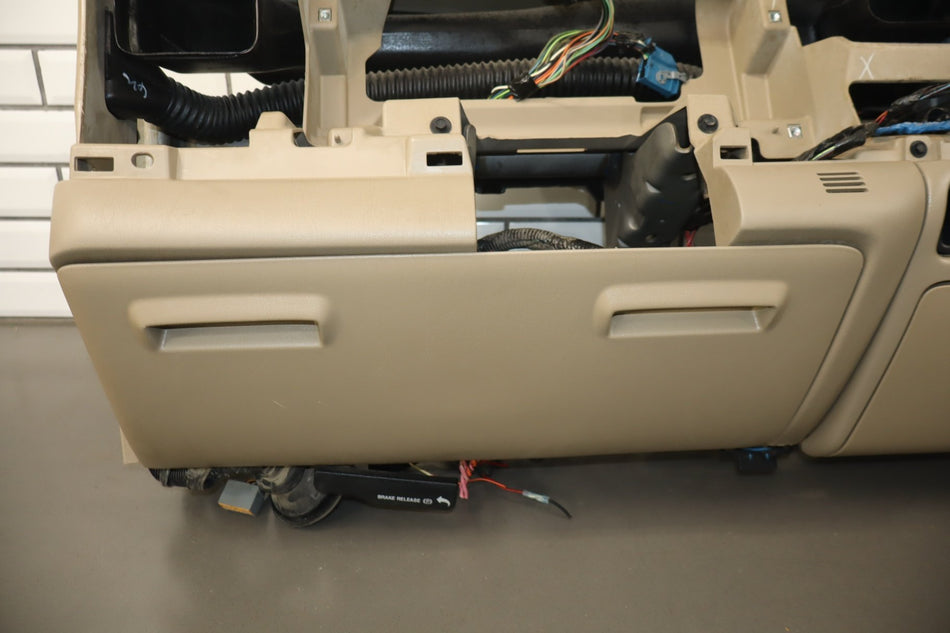 2005-2007 Ford F-250 Super Duty Dash Panel King Ranch SH