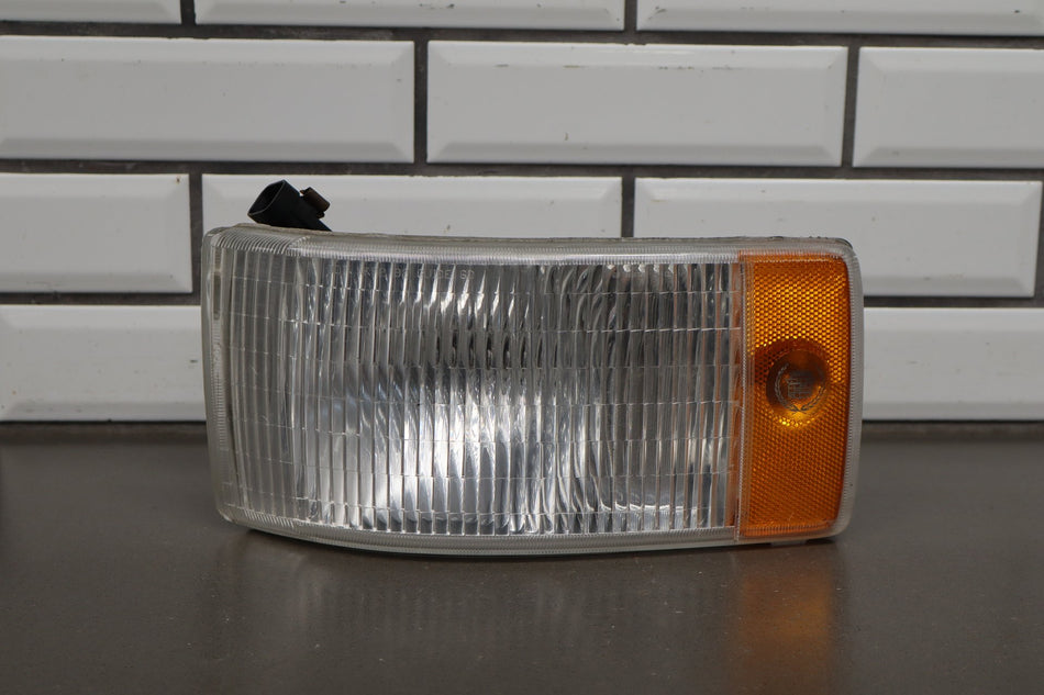 1993-1996 Cadillac Fleetwood Left Front Lamp 5977221 OEM