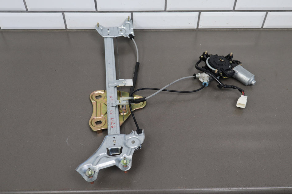 02-10 Lexus SC430 Z40 Right Front Door Regulator With Motor