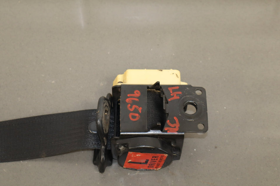 1997-2000 Chevrolet Corvette C5 Coupe Driver Seat Belt Retractor Black 88893509