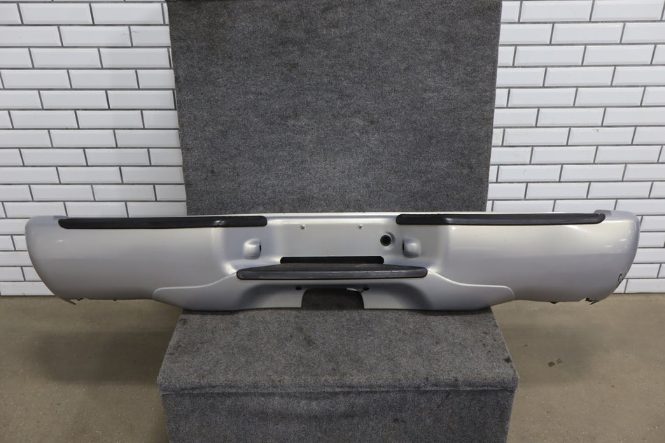 99-00 Yukon Denali Escalade (GMT400) Rear Bumper Cover Silvermist 17 (RH Scrapes)