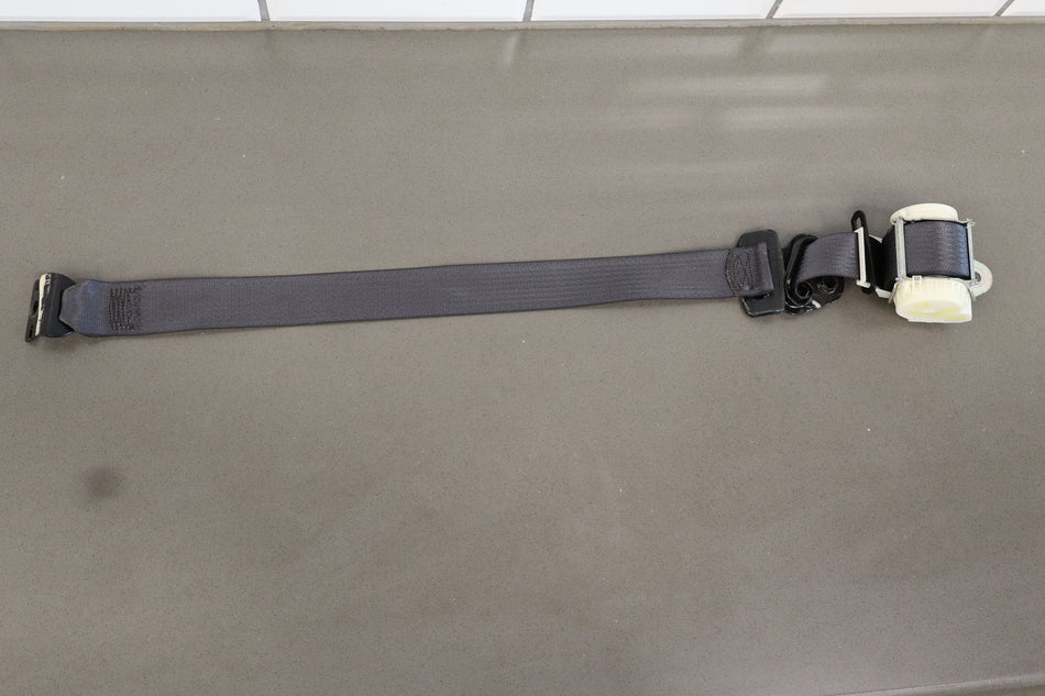 2009 Chevrolet Silverado 2500- Rear Seat Belt