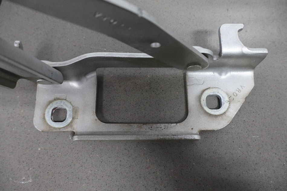2011 Chevrolet Camaro- Hood Hinge