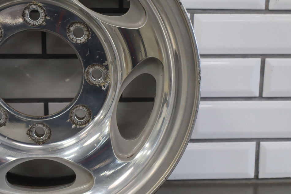 2003 Ford Excursion- Wheel