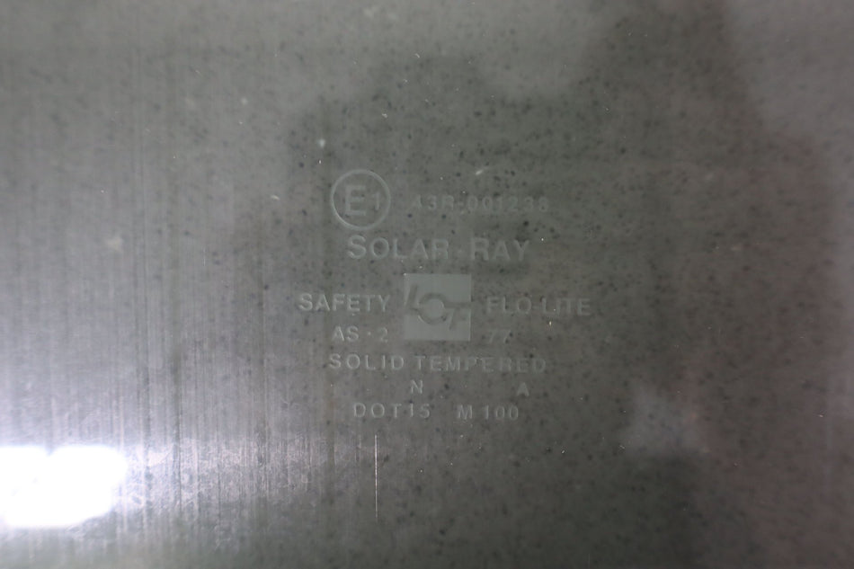 2002 GMC Sierra 2500- FRONT DOOR GLASS/WINDOW
