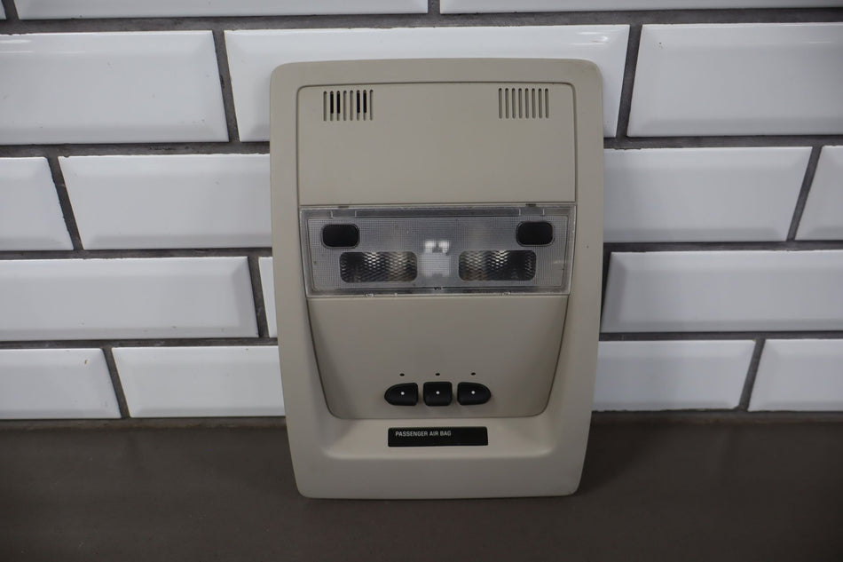 2007 Chevrolet Avalanche- Front Console