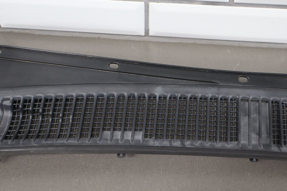 2002 Lexus LX470- Cowl Vent Panel