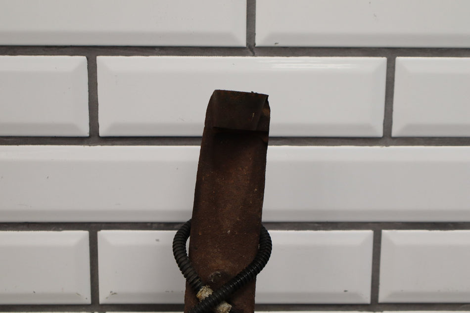 1998-2002 Chevrolet Camaro Pontiac Firebird Right Front Spindle