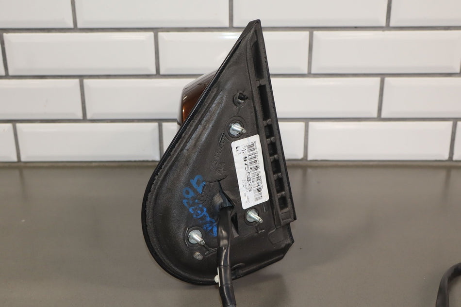 2011 Chevrolet Suburban 1500- Right Door Mirror