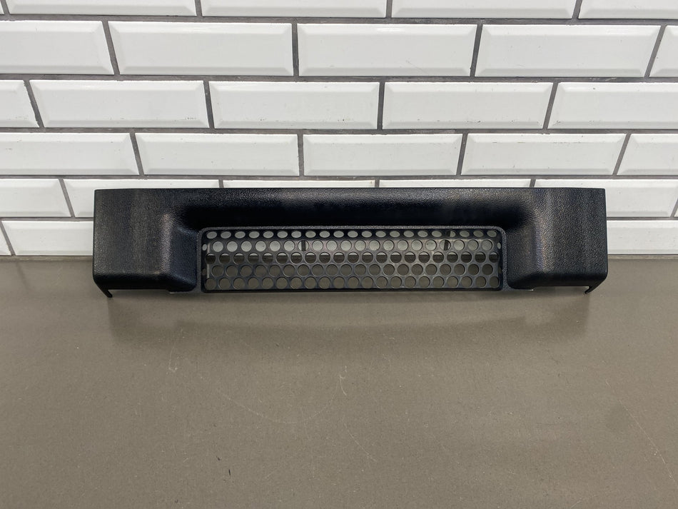 '03-07 Hummer H2 Front Bumper Radiator Lower Grille Panel 15078155 Black