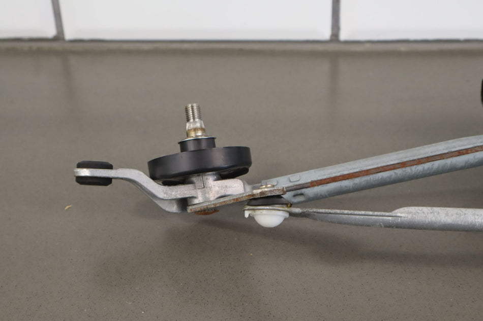 2018 Fiat 124 Spider- Wiper Linkage