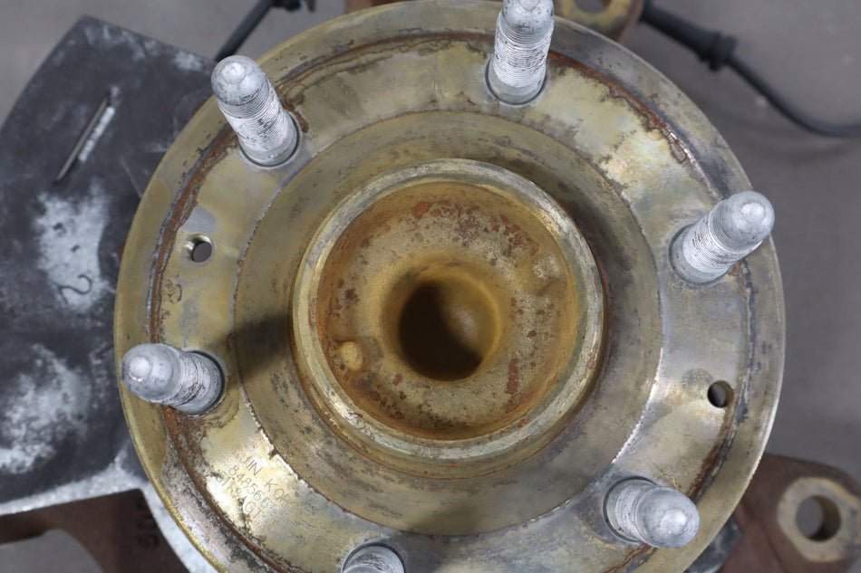2011 Chevrolet Suburban 1500- SPINDLE KNUCKLE FRONT