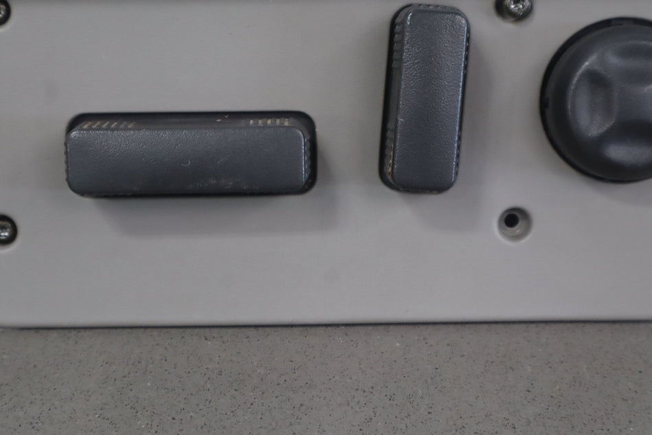 2003 Hummer H2- Seat Switch