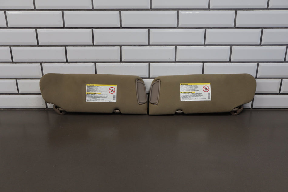 1999-2002 Chevy GMC Sierra Silverado Visor Pair Left/Right Neutral 52D