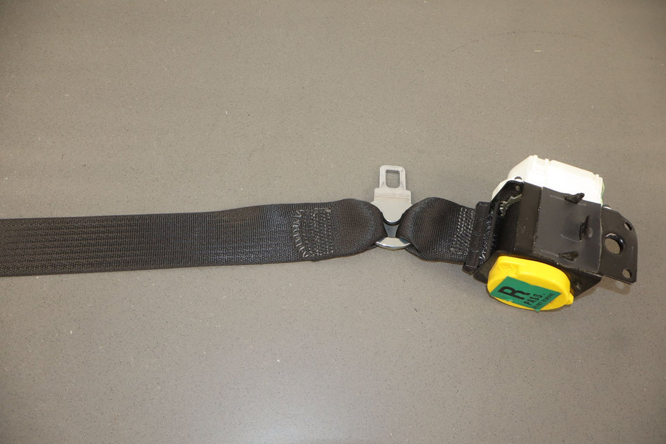 2002 Chevrolet Corvette- Front Seat Belt