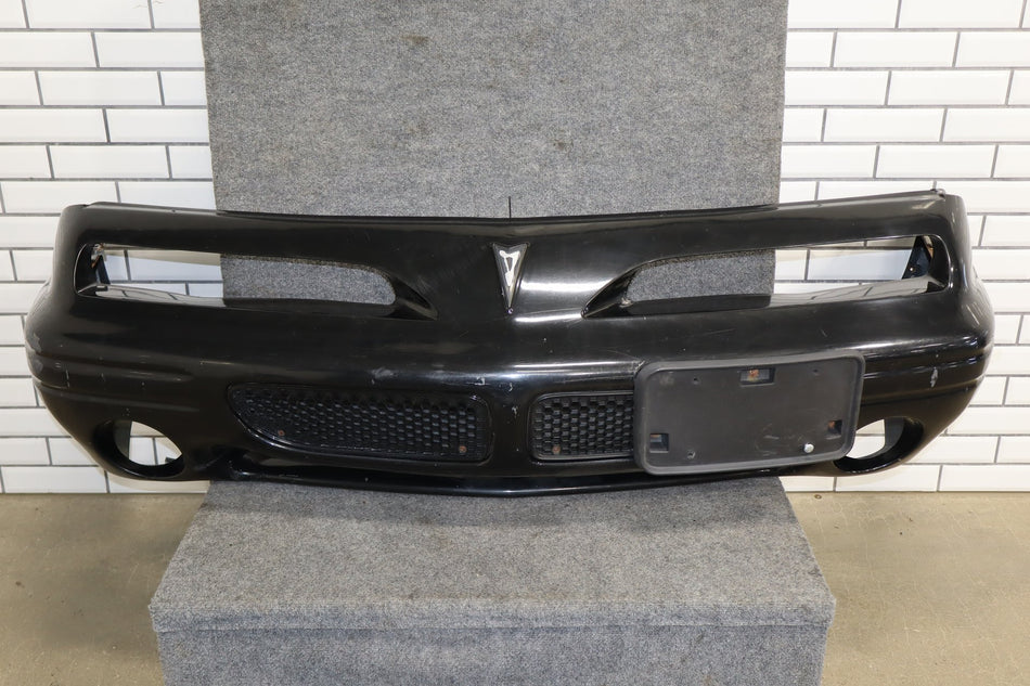 94-96 Pontiac Grand Prix Coupe Front Bumper (Black 41 Crack)