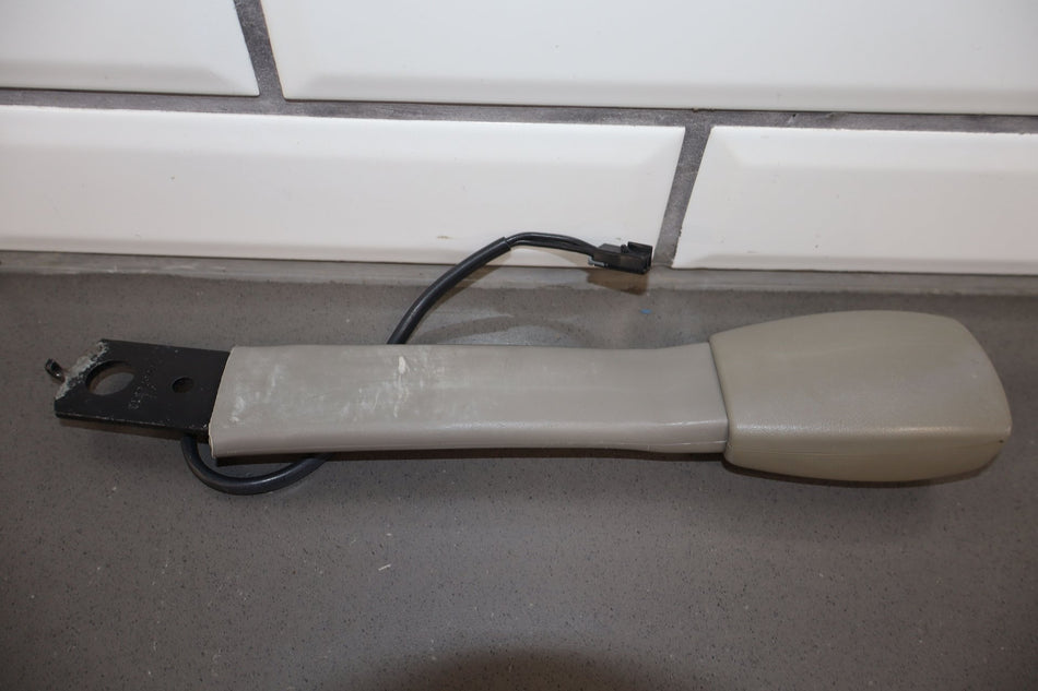 2004 Chevrolet Corvette- Front Seat Belt
