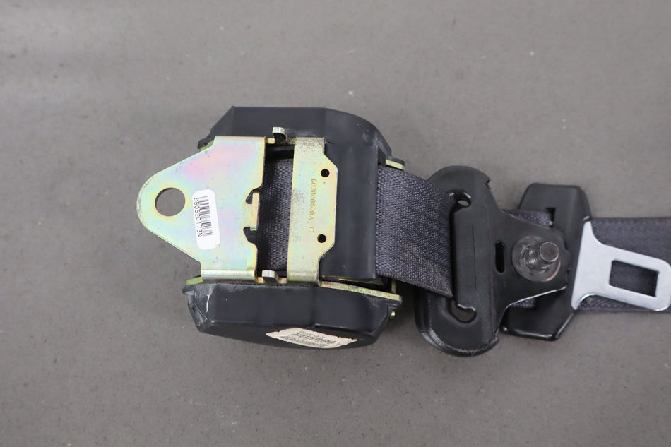 2005 Chevrolet Corvette- Front Seat Belt