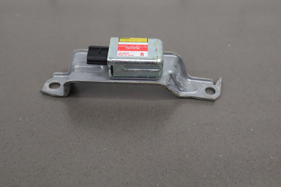 2006 Toyota Land Cruiser Chassis Control Module OEM