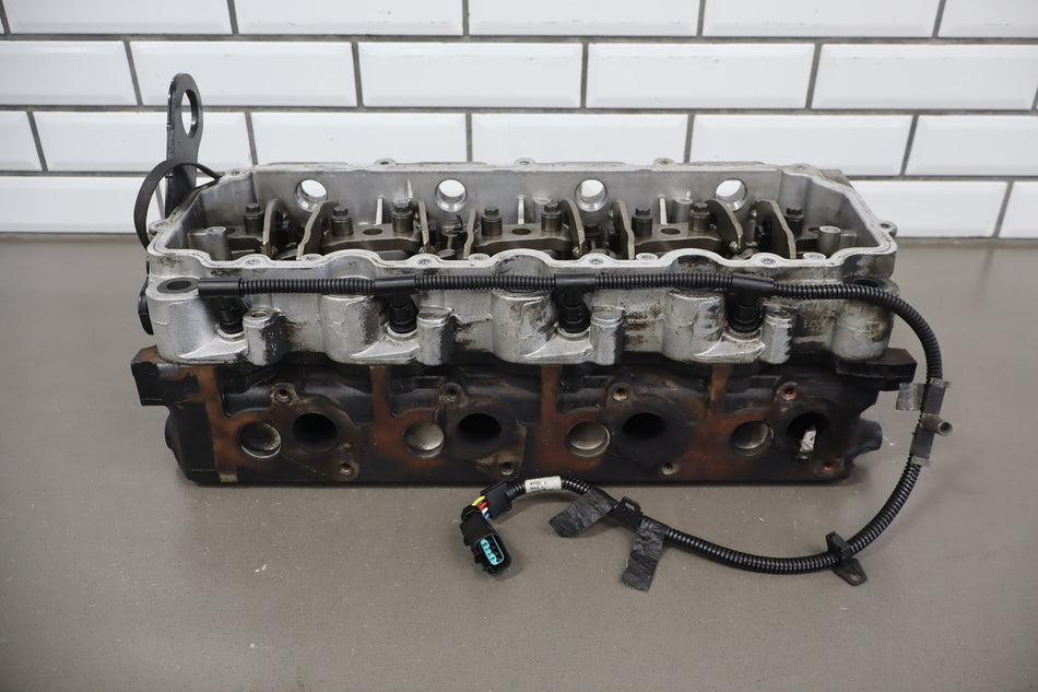 2006 Ford 6.0L Powerstroke Diesel V8 RH Right Cylinder Head OEM Complete