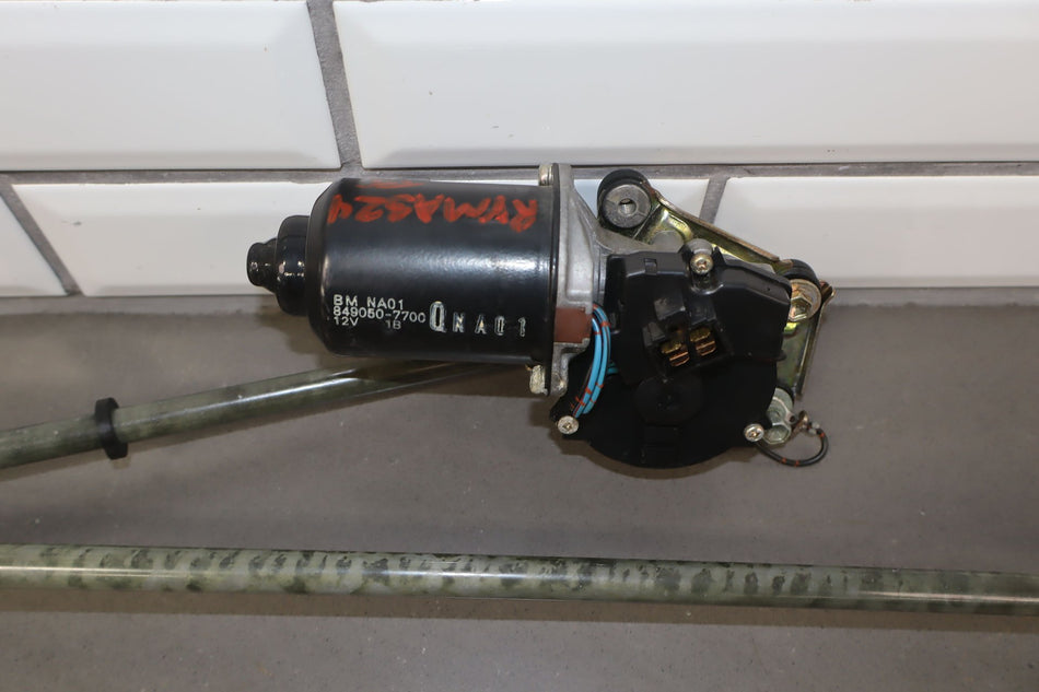 2000 Mazda MX-5 Miata Front Wiper Motor OEM