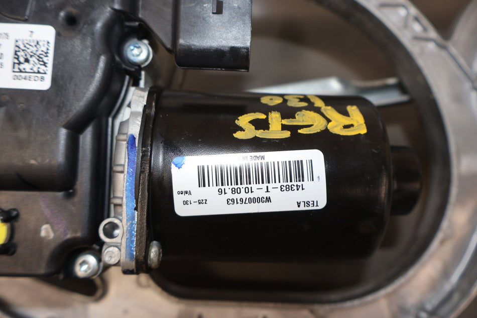 2016 Tesla X- Wiper Linkage