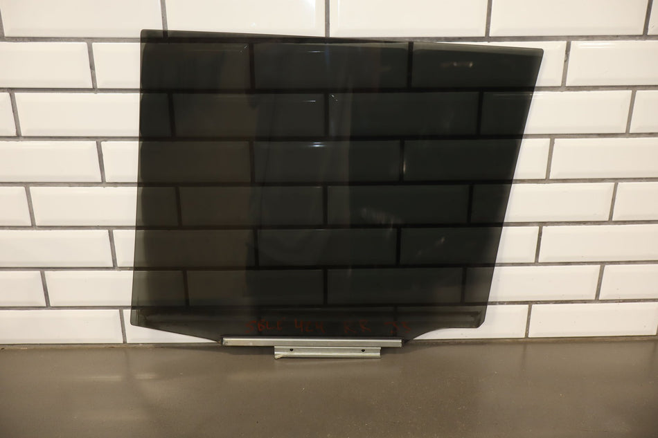 2012 Lexus GX460- Right Rear Door Window