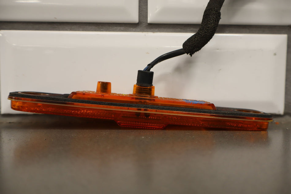 2003-2009 Hummer H2 Front Amber LED Side Marker Light/Lamp Fits Right or Left