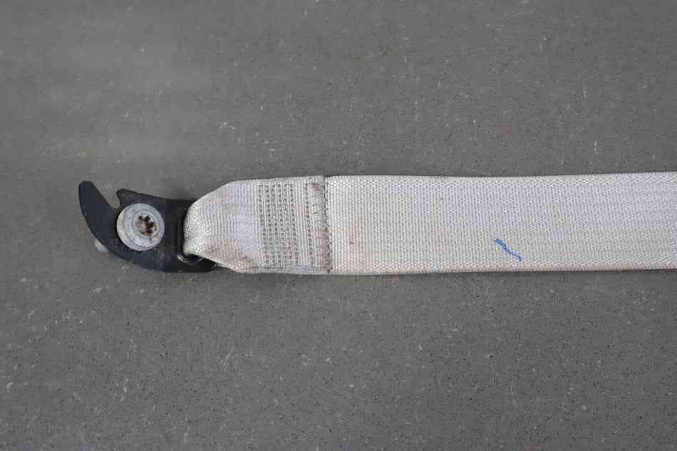 2018 Chrysler Pacifica- Rear Seat Belt