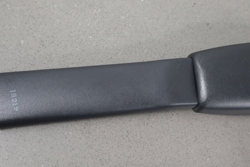 2002 Chevrolet Corvette- Front Seat Belt