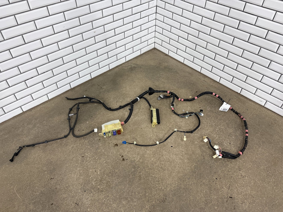 00-05 Toyota MR2 Spyder (ZZW30) Body Wiring Harness with Cabin Fuse Box OEM