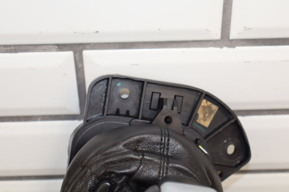 2006-2013 Chevrolet Corvette C6 Automatic Floor Shifter 25913058