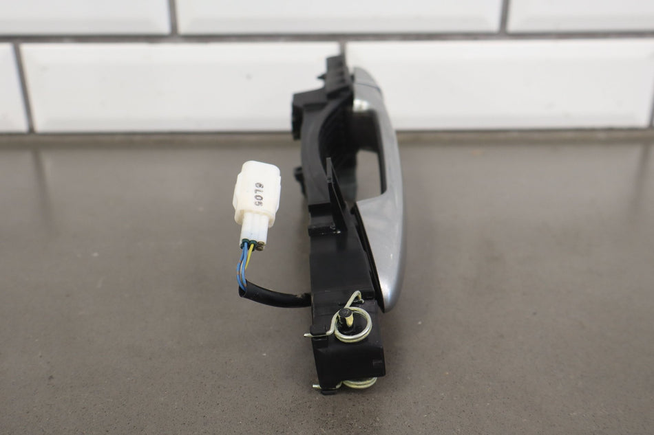2017 Fiat 124 Spider- Right Front Door Handle