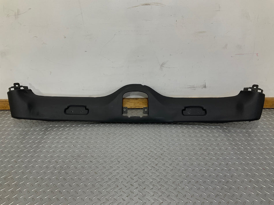 09-14 Ferrari California Windshield Upper Trim (Black)