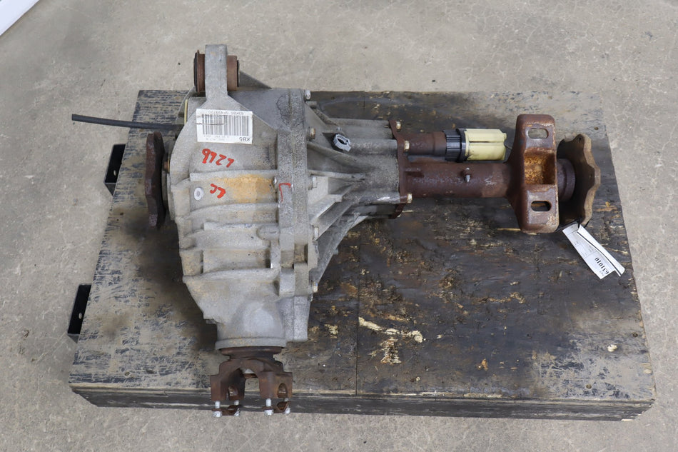2001-07 Chevy Silverado 2500HD 4WD Front Differential 3.73 GT4