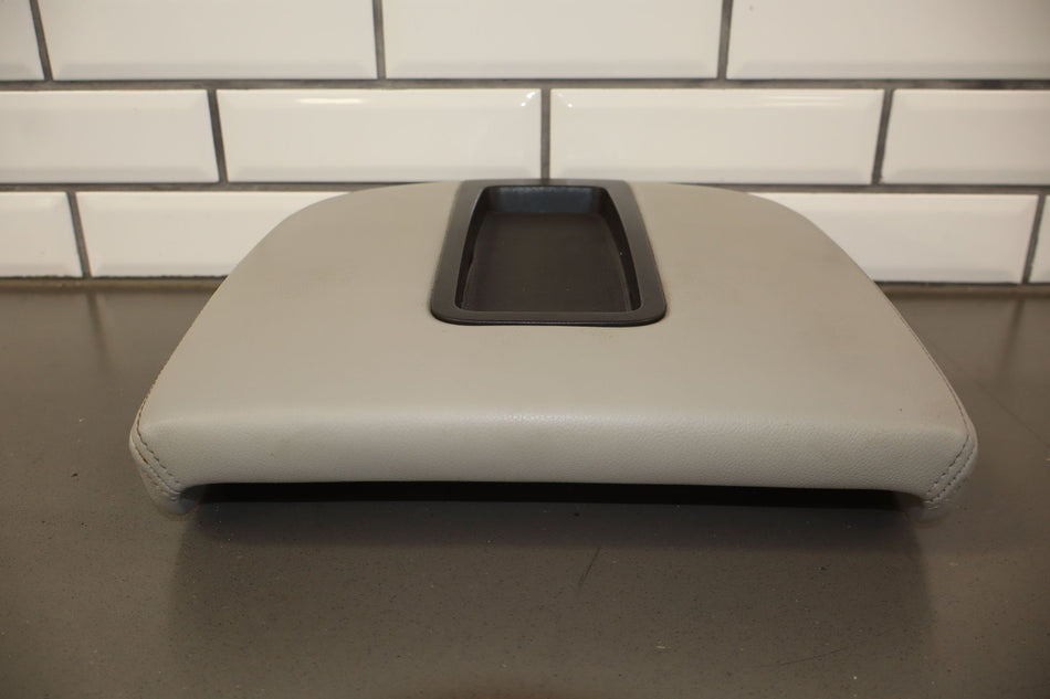 2013 Chevrolet Suburban 1500- Console Lid