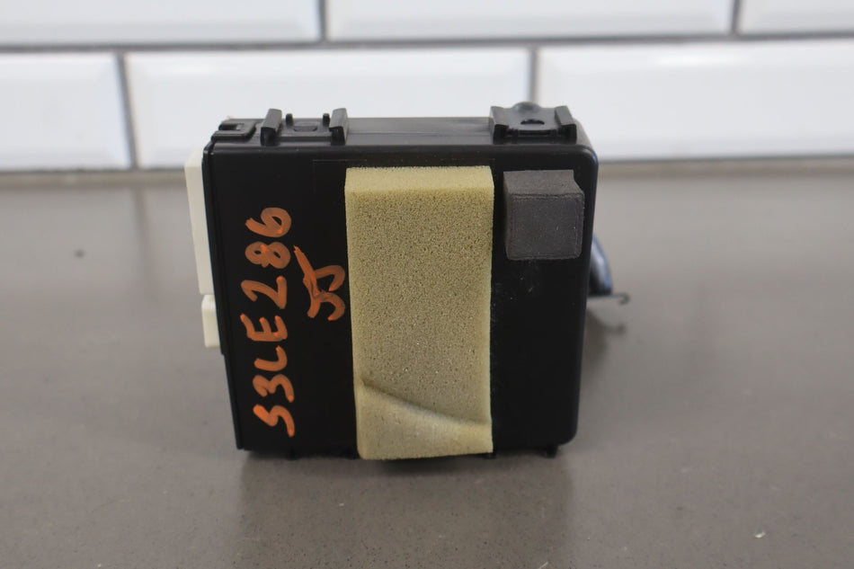 2003 Lexus LX470- Chassis Control Module