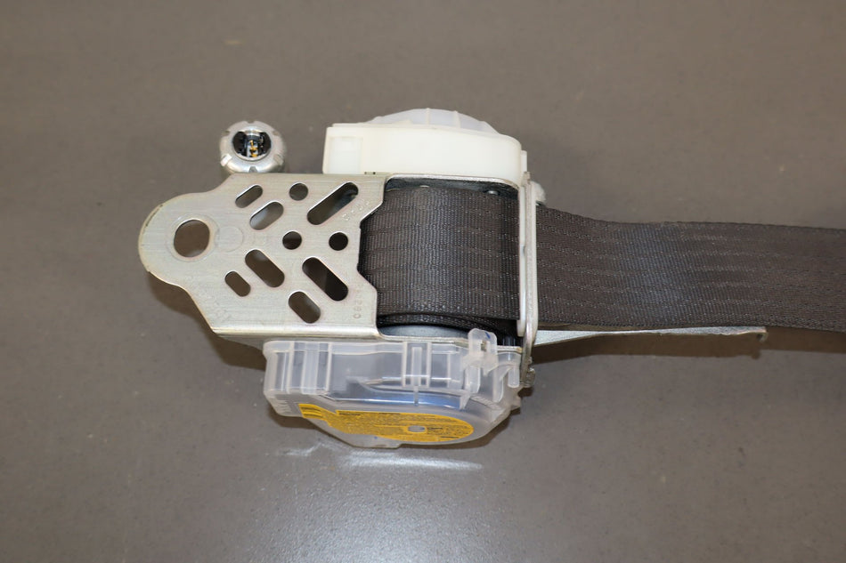 2015 Mitsubishi Lancer- Front Seat Belt