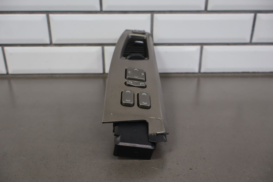 2006 Cadillac XLR- Front Door Switch