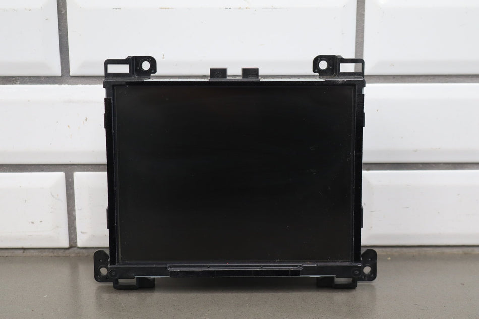 2016 Dodge Challenger 8.4 Uconnect Nav Radio 68258397AD
