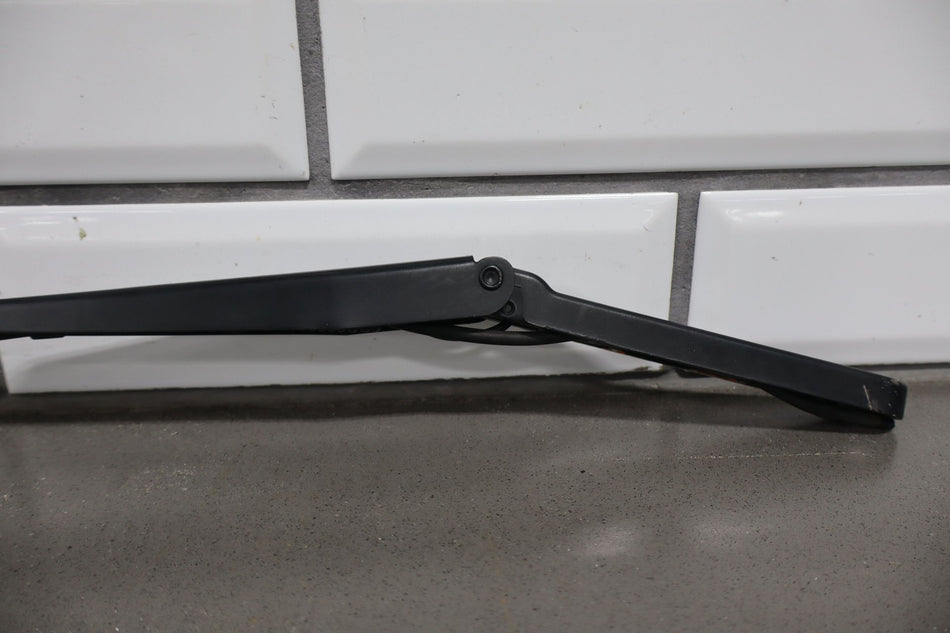 2003 Chevrolet SSR- Wiper Arm