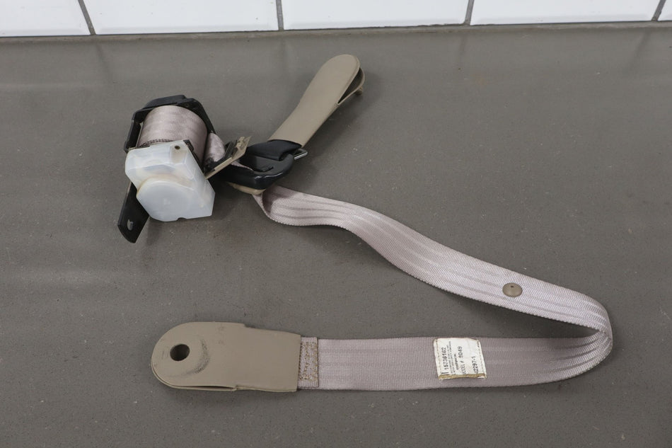 1998 Chevrolet Tahoe- Rear Seat Belt