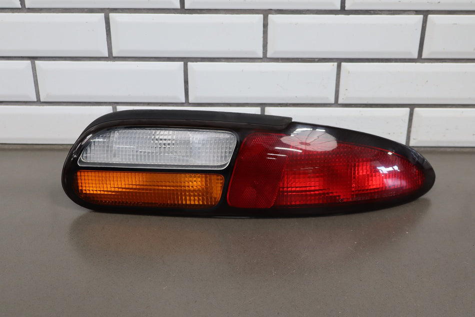 1997-2002 Chevrolet Camaro Right Tail Light 05977792 OEM