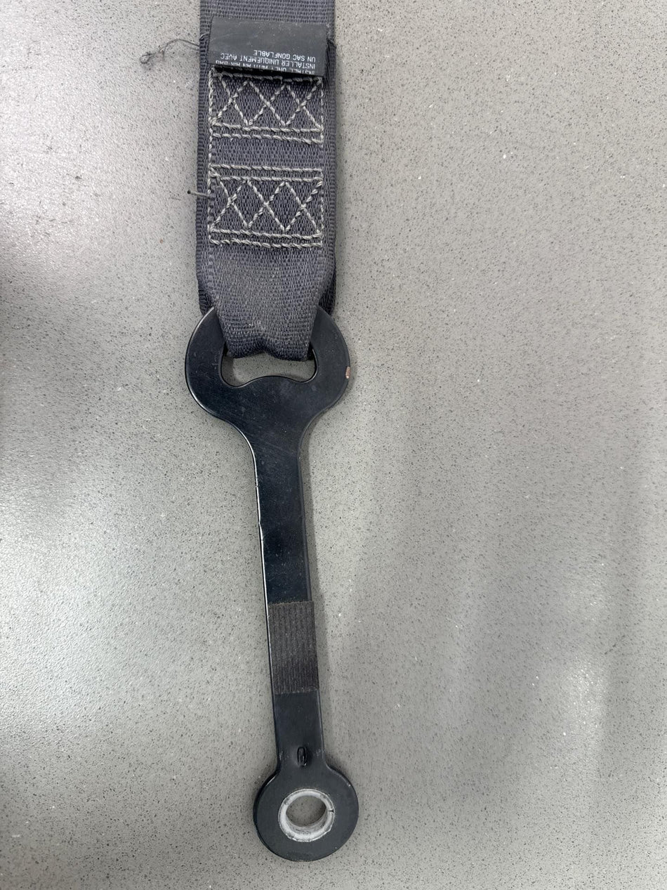 2004 Pontiac GTO- Front Seat Belt
