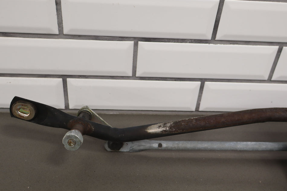 2003-2009 Hummer H2 Wiper Motor &amp; Transmission
